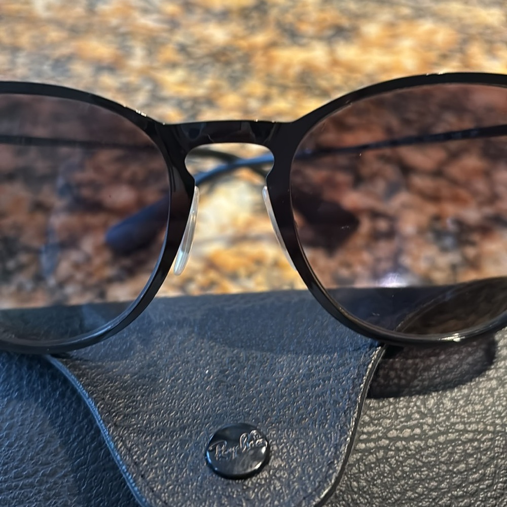 Ray-Ban Polarized Erika - Picture 3 of 5